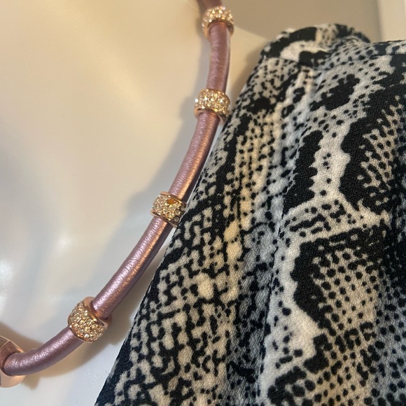 Necklace - Picture 4 of 6